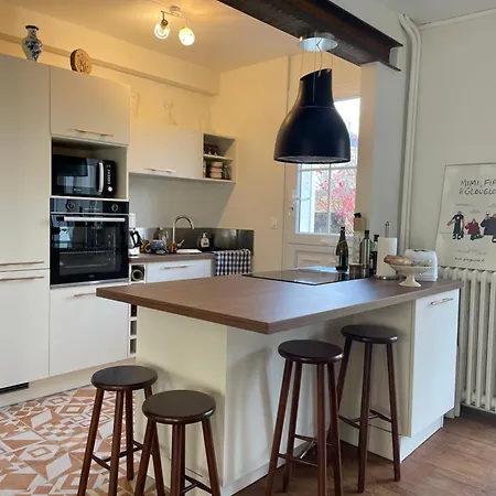 Nyaraló Chez Leonine, Maison En Centre *