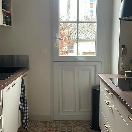 Nyaraló Chez Leonine, Maison En Centre