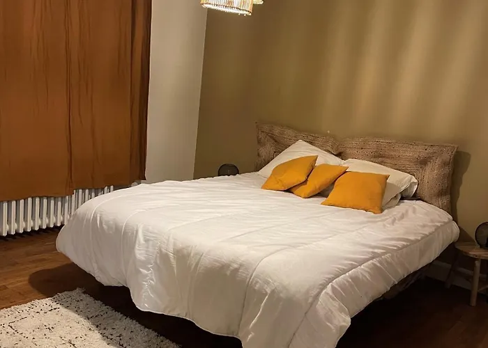 Chez Leonine, Maison En Centre