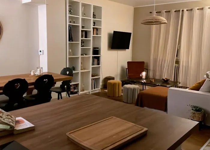 Chez Leonine, Maison En Centre טור