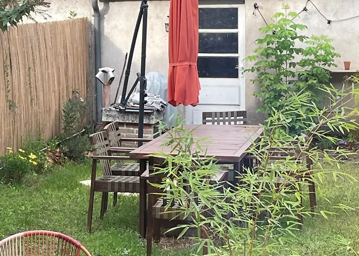 Chez Leonine, Maison En Centre טור